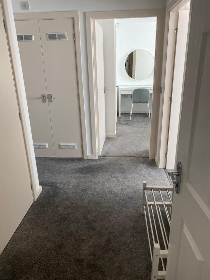 Marine Viewing 2 Bedrooms Flat Manchester Dış mekan fotoğraf