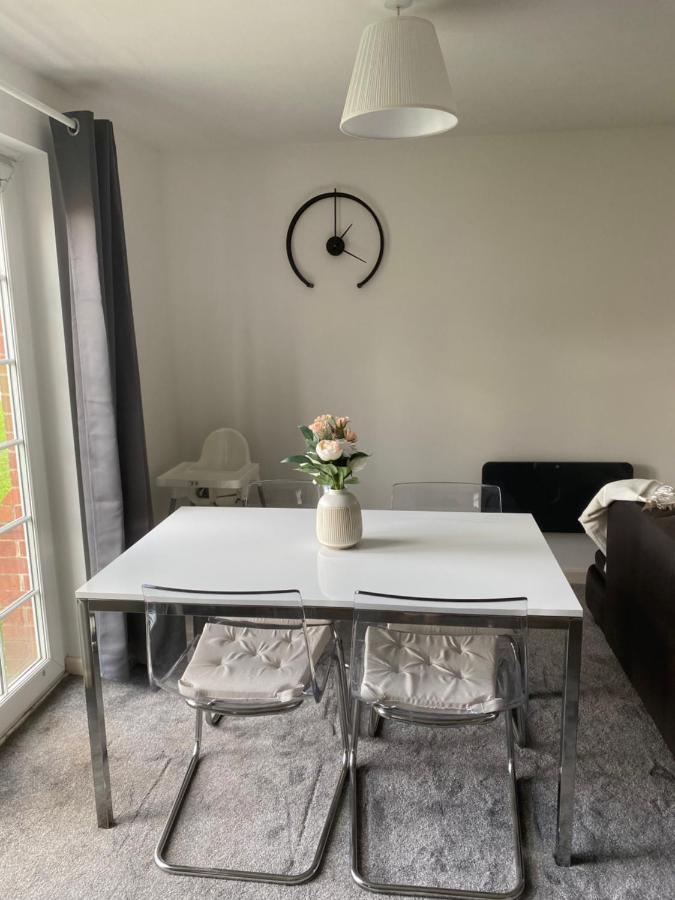 Marine Viewing 2 Bedrooms Flat Manchester Dış mekan fotoğraf